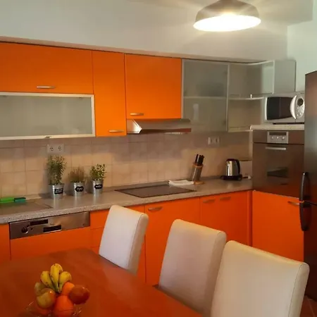 Greenhouse Apartman *